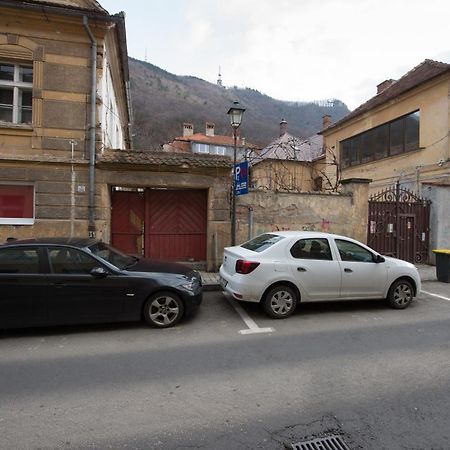 ブラショフCharming Old Town Flat With Mountain Viewアパートメント エクステリア 写真