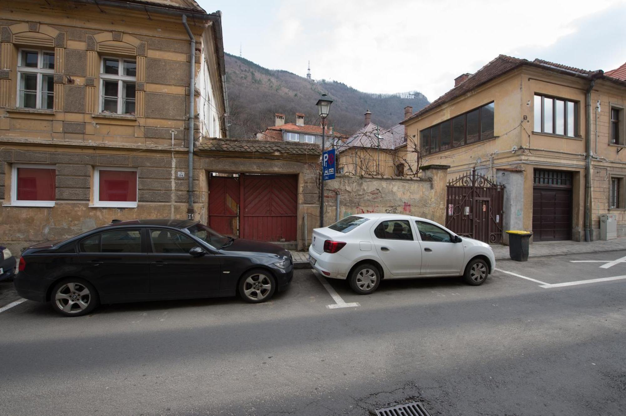 ブラショフCharming Old Town Flat With Mountain Viewアパートメント エクステリア 写真